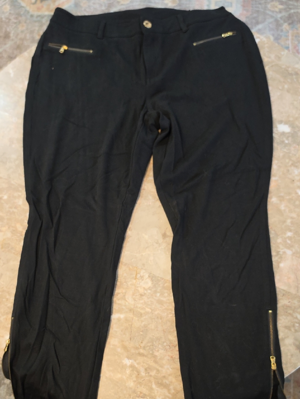 Straight-Leg Women's Jeans in Black with Gold Zipper Accents